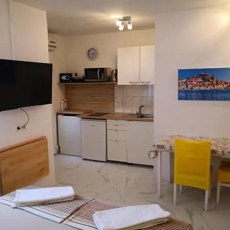 City Center Garden Apartment Sibenik